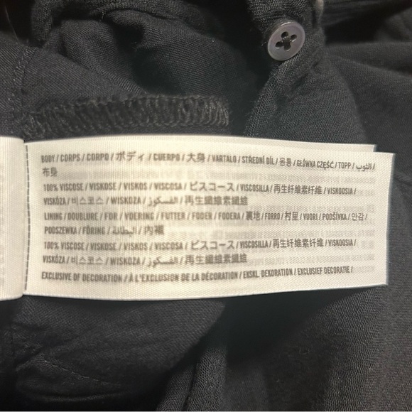 Abercrombie & Fitch Black Lined V Neck Long Sleeve Shorts Romper, Size Small - Picture 8 of 9